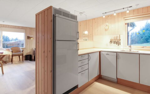 Liisi - 500M from the Sea: Küche, Flooring, Countertop, Holz, Interior Design, Küchengerät, Möbel, Fussboden, Major Appliance, Cabinetry