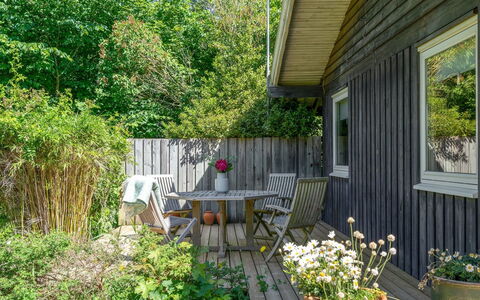 Naira - 1.8Km from the Sea: Holz, Dach, Die Architektur, Zuhause, Haus, Hütte, Abstellgleis, Hartholz, Steigung, Estate