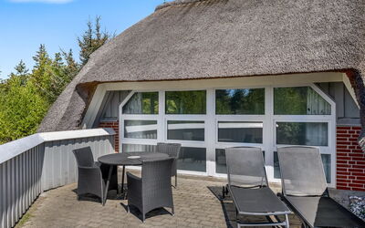 Atti - 2.5Km from the Sea