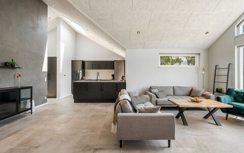 Måns - 500M to the Fjord: Flooring, Decke, Fussboden, Interior Design, Couch, Wohnzimmer, Zimmer, Holzboden, Hartholz