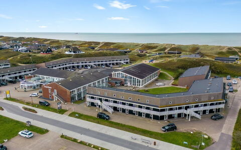 Anastasia - 200M from the Sea: Gras, Haus, Dach, Zuhause, Hütte, Strauch, Grundstueck, Ländliches Gebiet, Bauernhaus, Ground