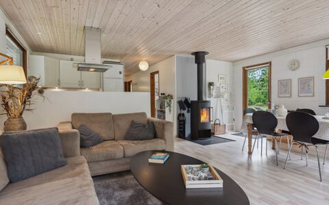 Marta - 1.5Km from the Sea: Haus, Dach, Zuhause, Hütte, Schuppen, Gartenbauten, Abstellgleis, Garten, Blockhaus, Hütte