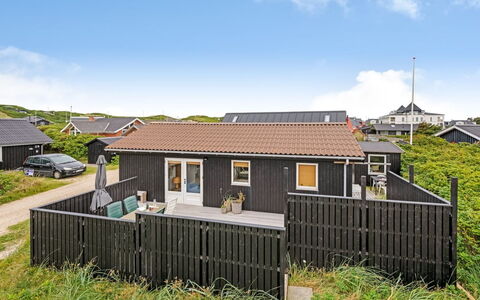 Köbes - 200M from the Sea: Wohnung, Schatten, Balkon, Stuhl, Zaun, Gartenmöbel, Aluminium, Kunstrasen