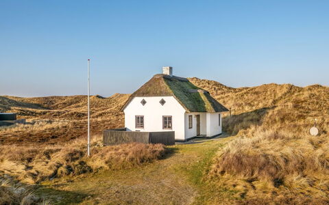 Trugot - 450M to the Fjord: Hütte, Zuhause, Haus, Dach, Veranda, Estate, Abstellgleis, Gartenbauten, Bauernhaus, Garten