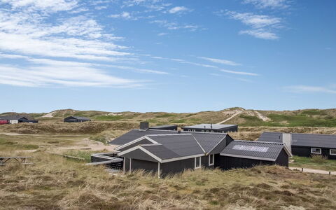 Ozeana - from the Sea: Strauch, Urban Design, Ground, Backstein, Wohnung, Estate, Mauerwerk, Balkon, Landscaping