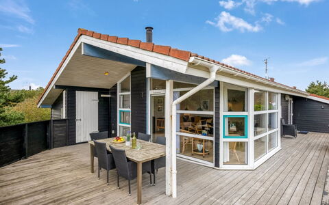 Andrie - 800M from the Sea: Strauch, Urban Design, Ground, Backstein, Wohnung, Estate, Mauerwerk, Balkon, Landscaping