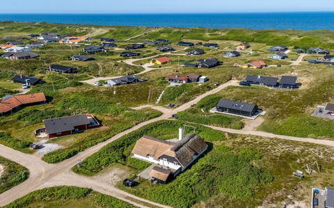 Annielle - from the Sea: Landschaft, Grundstueck, Hütte