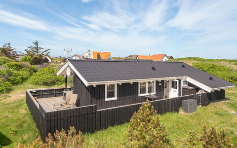 Gerlis - 75M from the Sea: Holz, Haus, Hütte, Zuhause, Dach, Ländliches Gebiet, Abstellgleis, Blockhaus, Gartenbauten, Hartholz