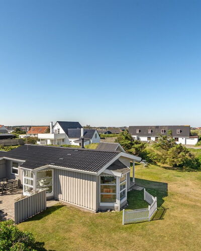 Majgull - 150M from the Sea