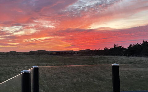Carelle - 300M from the Sea: Himmel, Afterglow, Horizont, Sonnenuntergang, Dämmerung, Wolke, Morgenröte, Sonnenaufgang, Abend, Ökoregion
