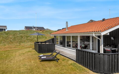 Nedelko - 250M from the Sea: Dach, Haus, Zuhause, Hütte, Veranda, Schatten, Abstellgleis, Garten, Bauernhaus, Outdoor Struktur