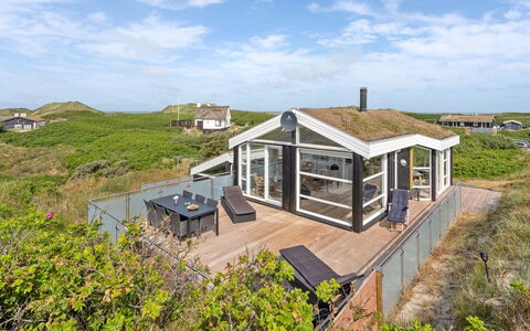 Swerting - 230M from the Sea: Zuhause, Hütte, Veranda, Abstellgleis, Bauernhaus, Outdoor Struktur