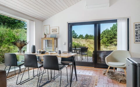 Kadife - 750M from the Sea: Möbel, Interior Design, Tabelle, Holz, Küche & Esszimmer Tisch, Flooring, Stuhl, Esszimmer, Fussboden, Decke