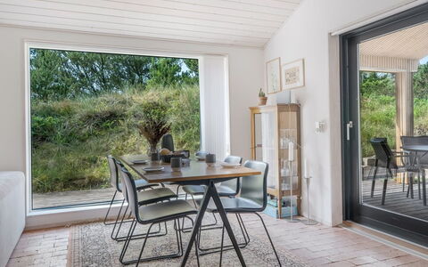 Kadife - 750M from the Sea: Möbel, Tabelle, Holz, Küche & Esszimmer Tisch, Flooring, Interior Design, Stuhl, Esszimmer, Fussboden, Holzboden