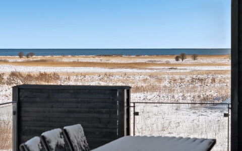 Gerniot - 500M from the Sea: Die Architektur, Dach, Zuhause, Verbundwerkstoff, Daylighting, Abstellgleis, Auffahrt