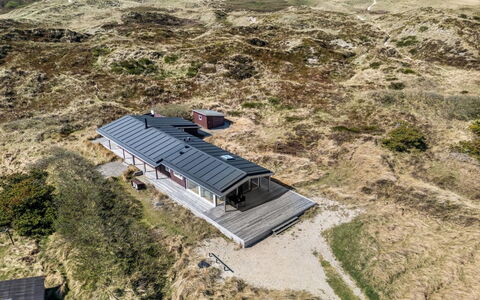 Hristina - 200M from the Sea: Dach, Grundstueck, Hütte, Zuhause, Ländliches Gebiet, Schuppen, Abstellgleis, Gartenbauten, Blockhaus, Hütte