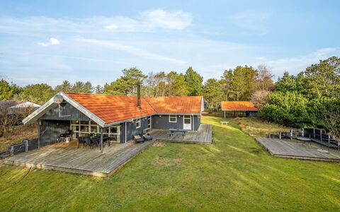 Yuma - 1Km from the Sea: Holz, Dach, Die Architektur, Zuhause, Haus, Hütte, Abstellgleis, Hartholz, Steigung, Estate