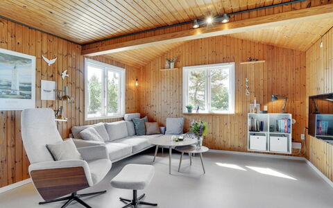 Absolon - 1.5Km from the Sea: Möbel, Interior Design, Decke, Zuhause, Light Fixture, Wohnzimmer, Wohnung, Zimmer, Stuhl, Couch