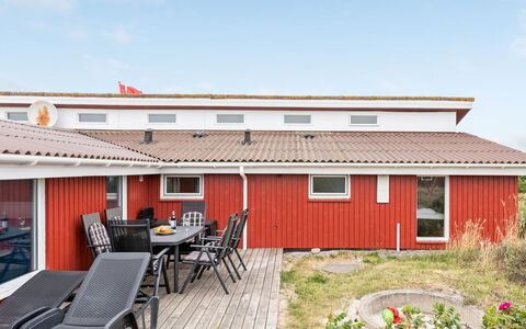 Mogens - from the Sea: Dach, Hütte, Zuhause, Schatten, Abstellgleis, Bauernhaus, Veranda, Outdoor Struktur, Gartenbauten