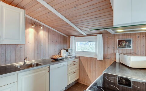 Mogens - from the Sea: Holz, Zuhause, Armatur, Decke, Countertop, Holzbeize, Hartholz, Küche, Zapfhahn, Sinken