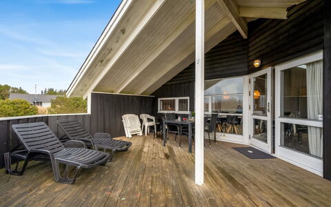 Marisol - 600M to the Fjord: Decke, Flooring, Interior Design, Fussboden, Verbundwerkstoff, Möbel, Resort, Hotel, Design, Daylighting