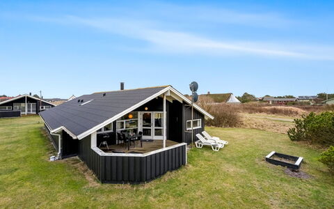 Marisol - 600M to the Fjord: Decke, Flooring, Interior Design, Fussboden, Verbundwerkstoff, Möbel, Resort, Hotel, Design, Daylighting