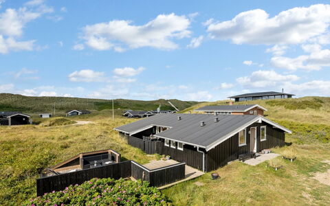 Friedel - 150M from the Sea: Dach, Grundstueck, Hütte, Zuhause, Ländliches Gebiet, Schuppen, Abstellgleis, Gartenbauten, Blockhaus, Hütte