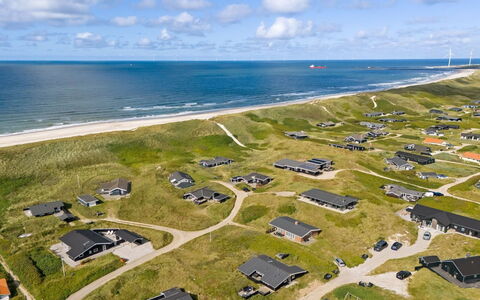Friedel - 150M from the Sea: Dach, Grundstueck, Hütte, Zuhause, Ländliches Gebiet, Schuppen, Abstellgleis, Gartenbauten, Blockhaus, Hütte