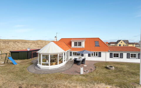 Pauli - 75M from the Sea: Haus, Dach, Zuhause, Hütte, Schuppen, Gartenbauten, Abstellgleis, Garten, Blockhaus, Hütte