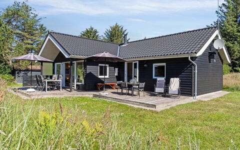 Swen - 1.3Km from the Sea: Die Architektur, Dach, Zuhause, Verbundwerkstoff, Daylighting, Abstellgleis, Auffahrt