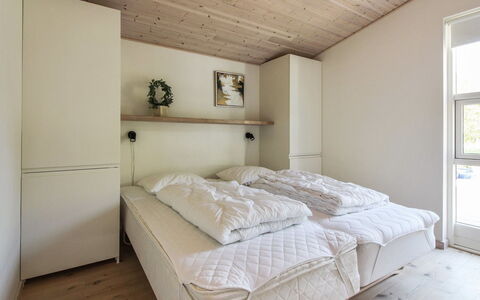 Elicia - 950M from the Sea: Bett, Möbel, Schlafzimmer, Interior Design, Flooring, Fussboden, Wand, Holz, Decke, Bettdecke