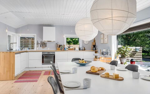 Erke - 370M from the Sea: Interior Design, Flooring, Möbel, Light Fixture, Decke, Holz, Fussboden, Küche, Beleuchtung, Holzboden