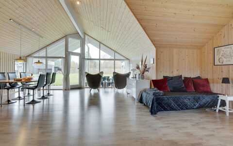 Hegge - 300M from the Sea: Holz, Decke, Interior Design, Holzboden, Flooring, Möbel, Zuhause, Wohnzimmer, Hartholz, Küche & Esszimmer Tisch