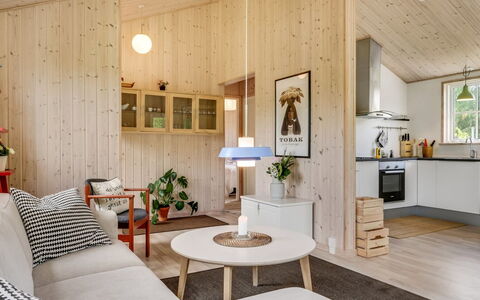 Finwith - 1.5Km from the Sea: Interior Design, Flooring, Möbel, Fussboden, Holz, Decke, Light Fixture, Zimmer, Wohnzimmer, Holzboden