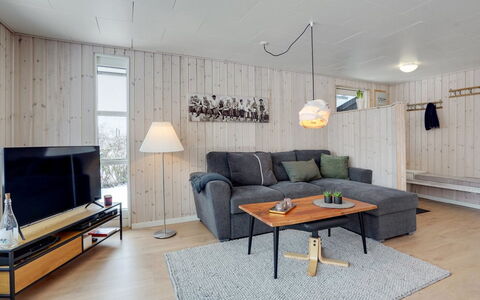 Leefke - 300M from the Sea: Möbel, Holz, Interior Design, Flooring, Decke, Light Fixture, Fussboden, Wohnzimmer, Couch, Zimmer