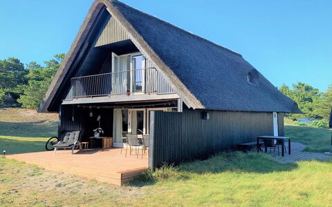 Emina - 400M from the Sea