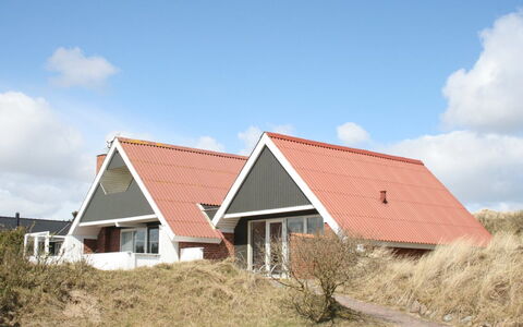 Sys - 500M from the Sea: Dachdecken, Hütte, Haus, Dach, Zuhause, Bauernhaus, Hütte, Estate, Dorf