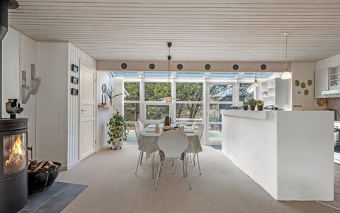 Andine - 1.2Km from the Sea: Interior Design, Flooring, Wand, Fussboden, Möbel, Decke, Holz, Küche, Light Fixture, Beleuchtung