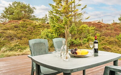 Asina - 400M from the Sea