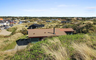 Steni - 250M from the Sea
