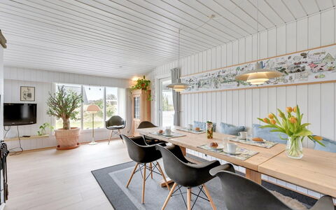 Saxe - from the Sea: Interior Design, Möbel, Holz, Flooring, Decke, Esszimmer, Küche & Esszimmer Tisch, Tabelle, Holzboden, Zuhause
