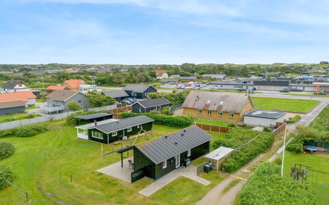 Mara - from the Sea: Haus, Dach, Zuhause, Hütte, Schuppen, Gartenbauten, Abstellgleis, Garten, Blockhaus, Hütte