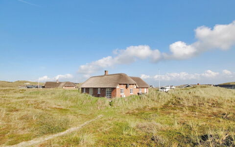Skuli - 200M from the Sea: Hütte, Schuppen, Hütte, Bauernhaus, Prärie, Hütte, Scheune, Blockhaus, Gartenbauten
