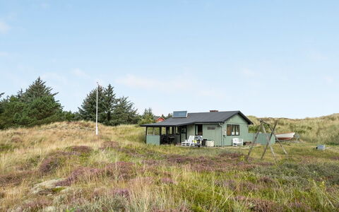 Vamika - 400M to the Fjord: Haus, Dach, Zuhause, Hütte, Schuppen, Gartenbauten, Abstellgleis, Garten, Blockhaus, Hütte