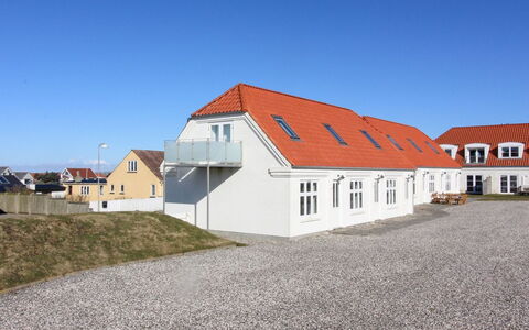 Ena - 75M from the Sea: Holz, Dach, Die Architektur, Zuhause, Haus, Hütte, Abstellgleis, Hartholz, Steigung, Estate