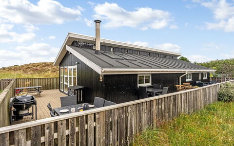 Melanie - 950M from the Sea: Hütte, Schuppen, Hütte, Bauernhaus, Prärie, Hütte, Scheune, Blockhaus, Gartenbauten