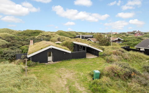 Madita - 310M from the Sea: Ländliches Gebiet, Hütte, Hütte, Dachdecken, Shrubland, Chaparral