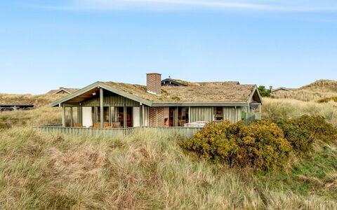 Fransine - 480M from the Sea: Dach, Grundstueck, Hütte, Zuhause, Ländliches Gebiet, Schuppen, Abstellgleis, Gartenbauten, Blockhaus, Hütte
