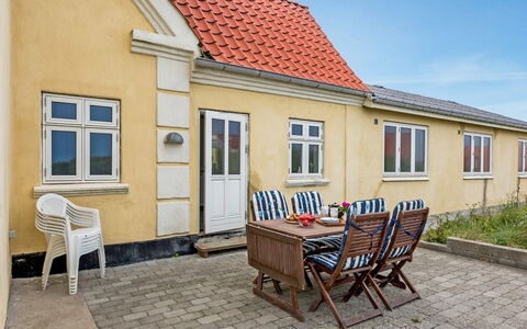 Atena - 50M from the Sea: Dach, Grundstueck, Hütte, Zuhause, Ländliches Gebiet, Schuppen, Abstellgleis, Gartenbauten, Blockhaus, Hütte