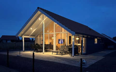 Domi - 1.2Km from the Sea: Dach, Die Architektur, Haus, Zuhause, Hütte, Schatten, Abstellgleis, Estate, Design, Veranda